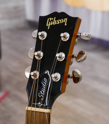 Store Special Product - Gibson - J-45 Studio Walnut - Natural